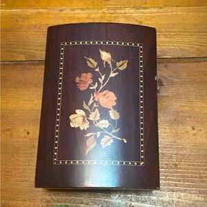 Vintage wooden jewelry box